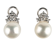 Platinum Earings with Diamonds and Pearls